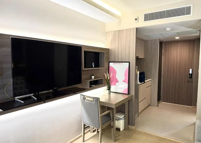 Bts Thong Lor Downtown Low-rise Large #private Courtyard Super Large Pool バンコク都